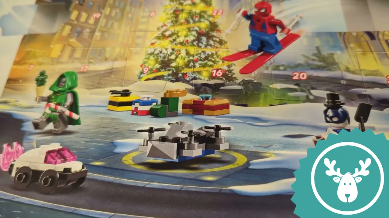 Im Detail sind kleine Bausätze und Spider-Man auf Skiern zu sehen, die schnell zusammengesetzt sind.