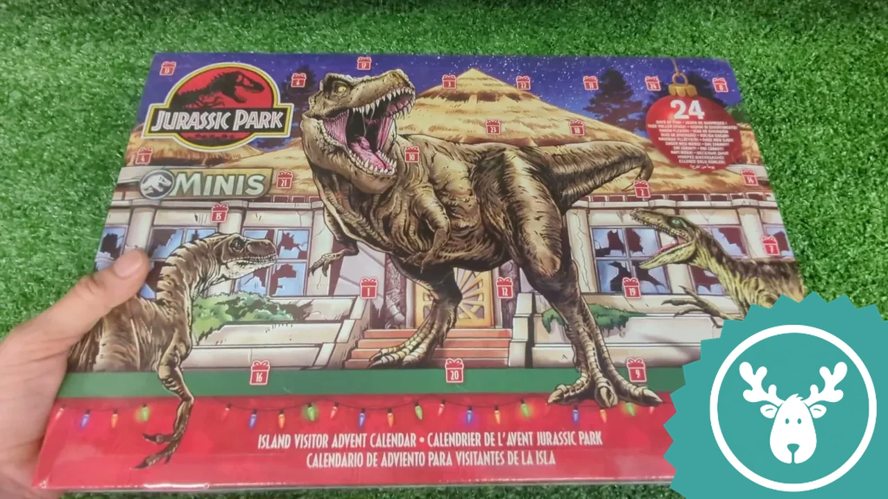 Die Vorderseite zeigt ein spannendes Jurassic-Park-Motiv mit T-Rex und insgesamt 24 Türchen zum Entdecken.