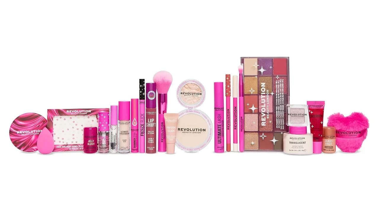 Alle Make-up-Produkte und Accessoires aus dem Revolution Kalender im Überblick.